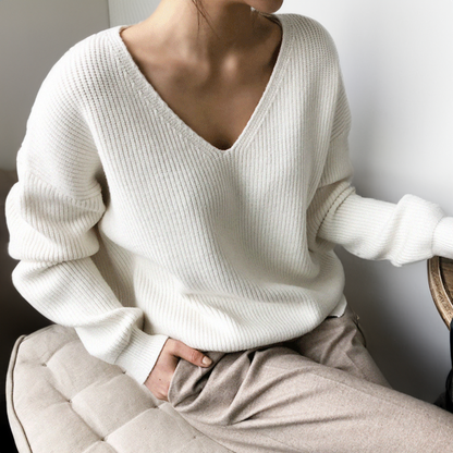 Warm and Stylish V-Neck Knit Pullover