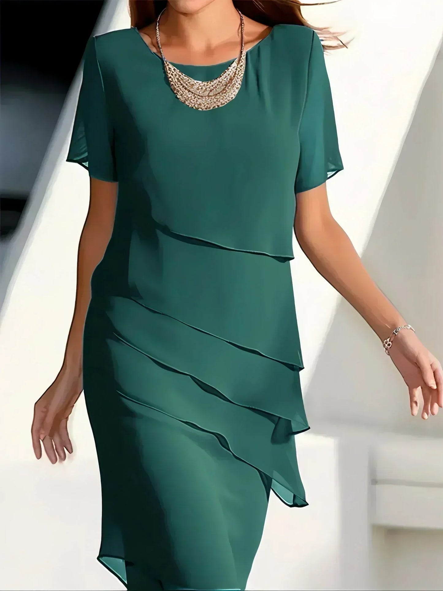 Stylish Silhouette-Enhancing Dress